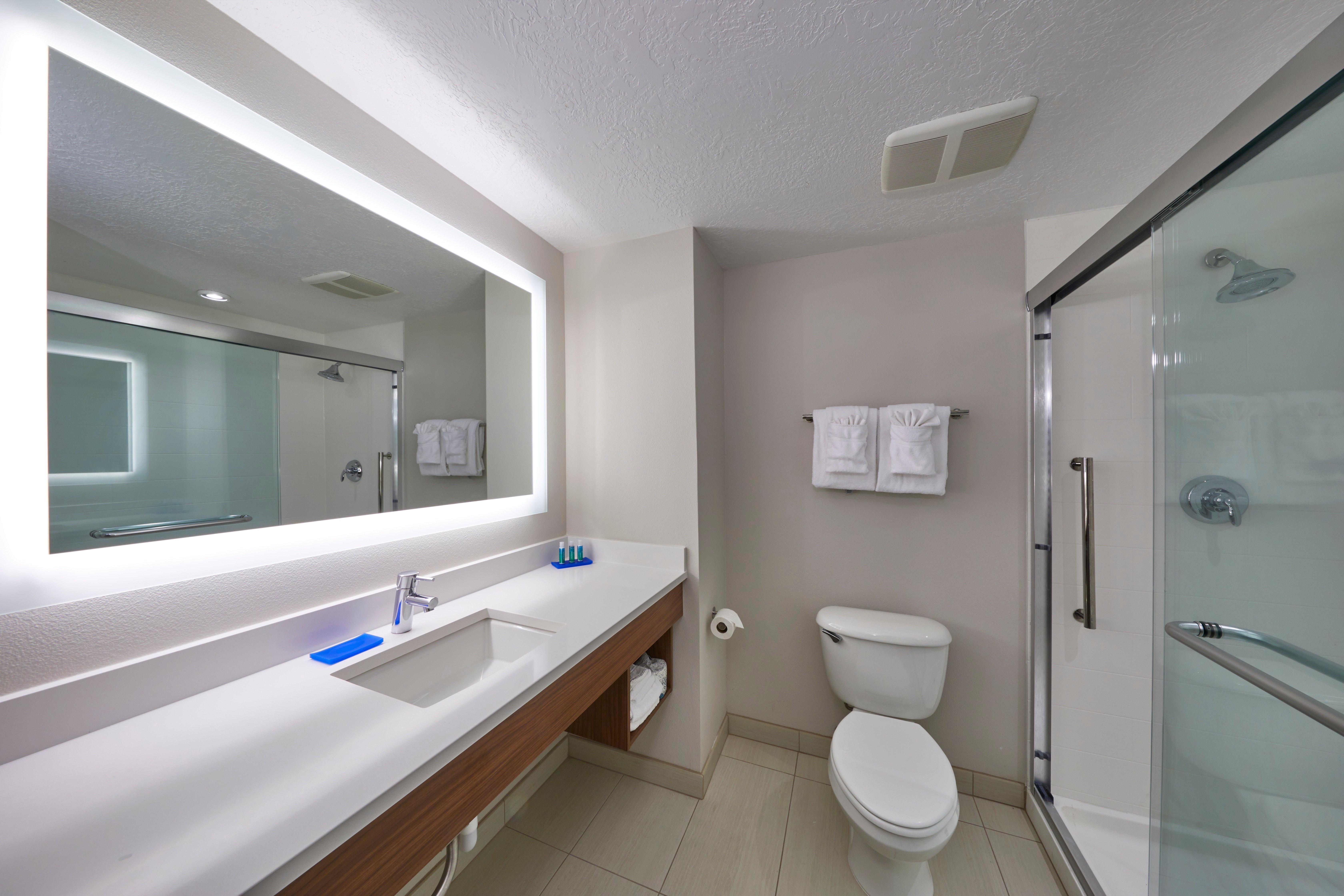 Holiday Inn Express Hotel & Suites Medford-Central Point By Ihg Экстерьер фото