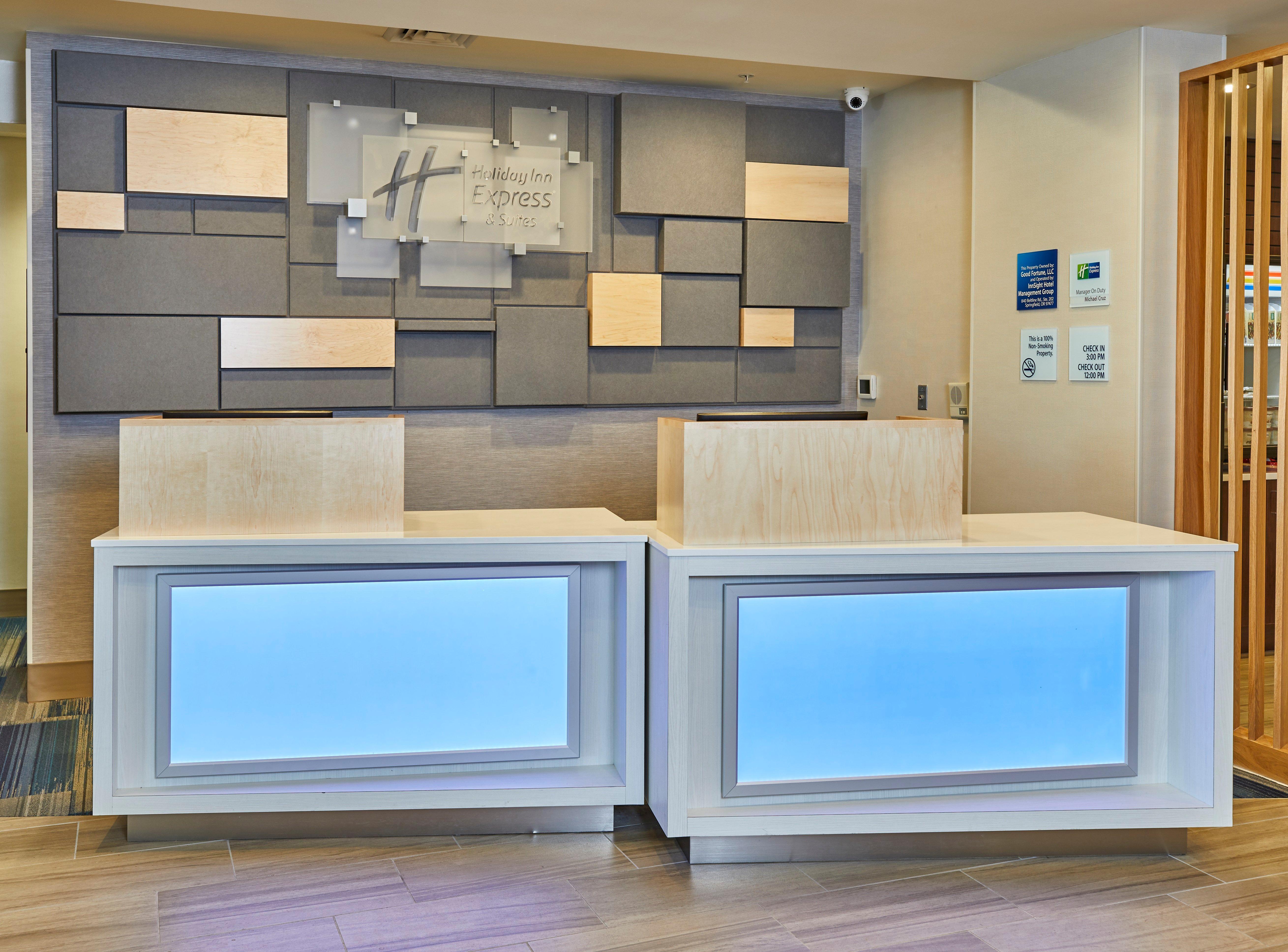 Holiday Inn Express Hotel & Suites Medford-Central Point By Ihg Экстерьер фото