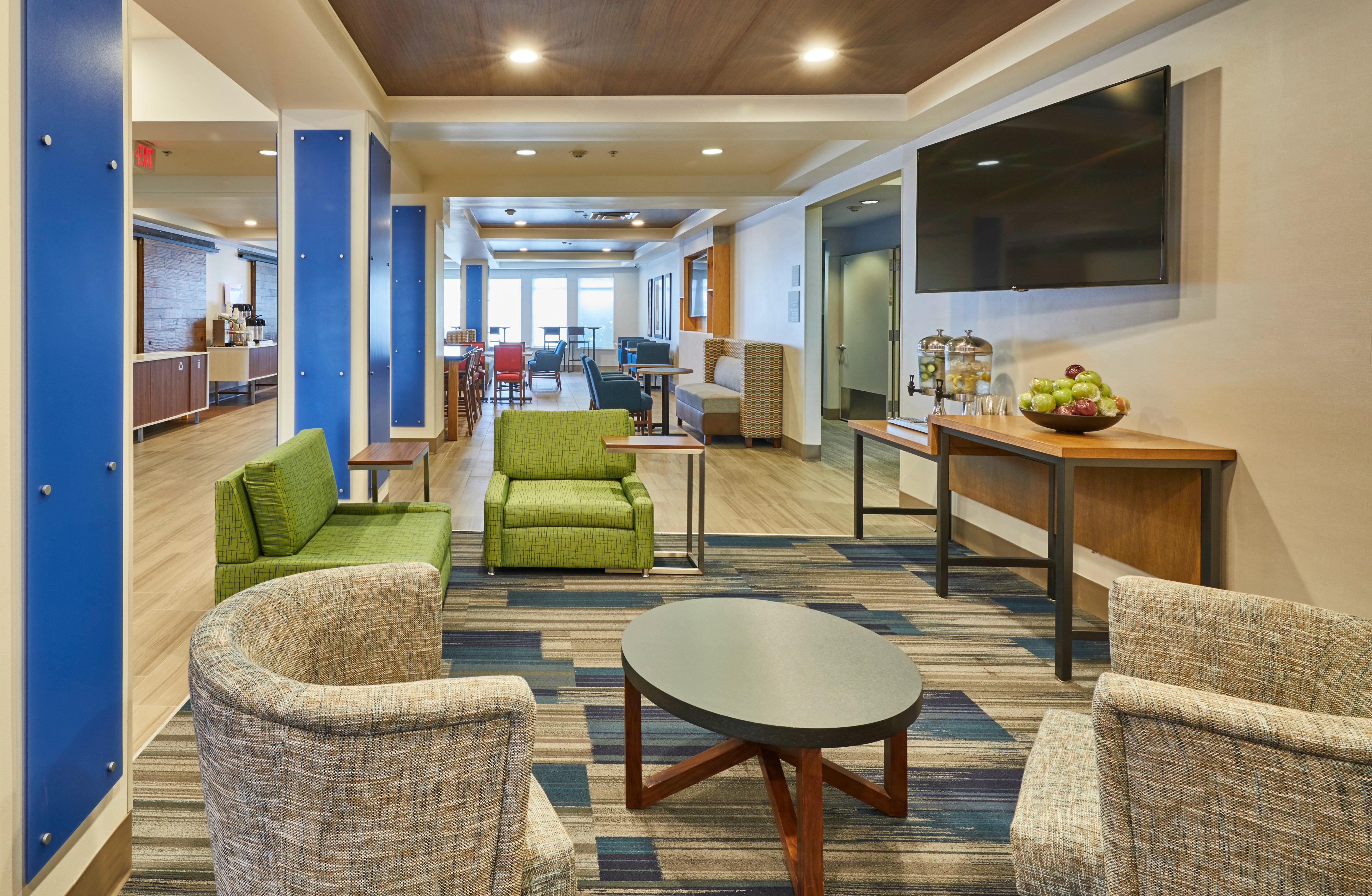 Holiday Inn Express Hotel & Suites Medford-Central Point By Ihg Экстерьер фото